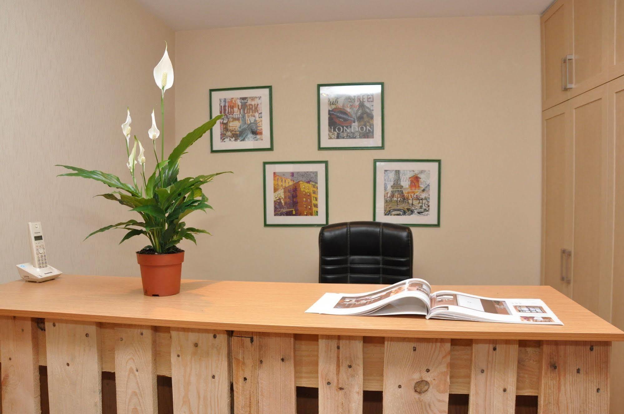Art Hostel Almaty Luaran gambar