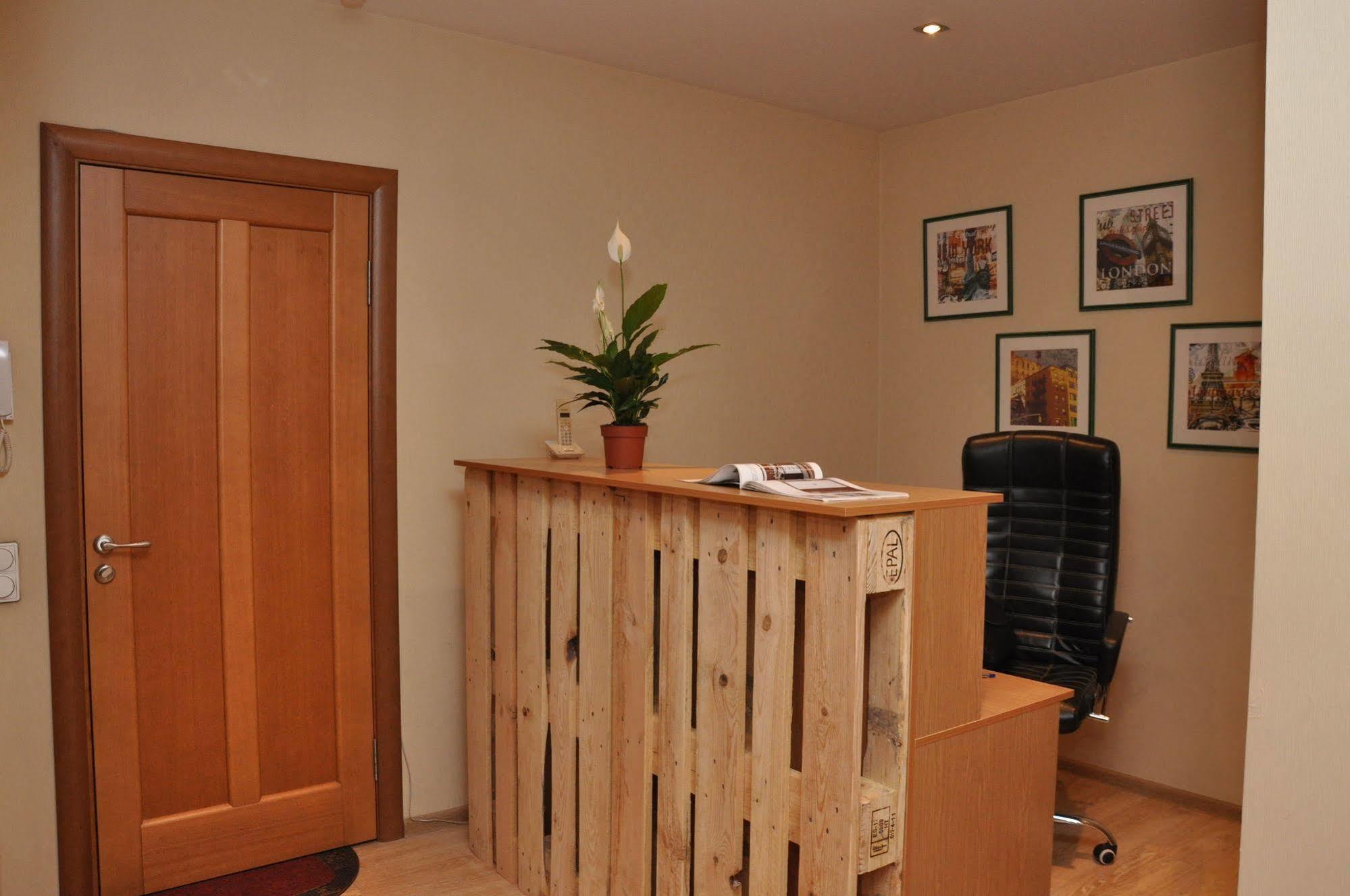 Art Hostel Almaty Luaran gambar
